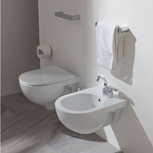 Sanitari Quick sospesi cm. 50x36 con sedile softclose avvolgente di Ceramica Flaminia