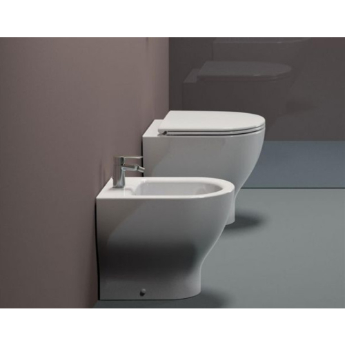 Vaso filomuro 52x35 scarico traslato City Pro di Ceramica GSI