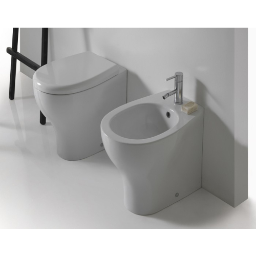 Sanitari Eden filomuro 53x36 con sedile avvolgente softclose di Ceramica Galassia