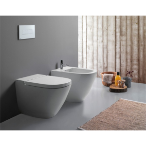 Sanitari Stockholm filomuro scarico traslato cm. 58x37 con sedile softclose di Ceramica Globo