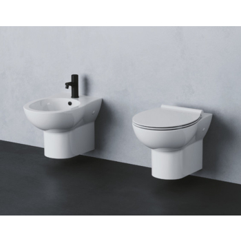 Sanitari Fast sopesi con sedile softclose
 di Ceramica Azzurra