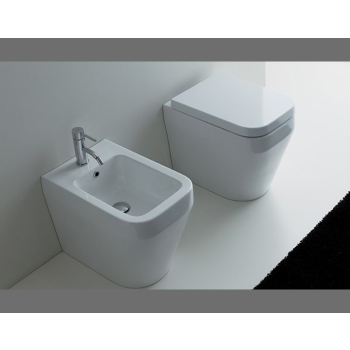 Sanitari a terra filomuro Aliseo con copri wc a discesa rallentata