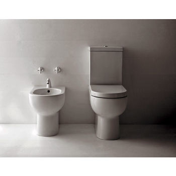 Sanitari Nuvola monoblocco con sedile softclose cm. 65 di Ceramica Azzurra