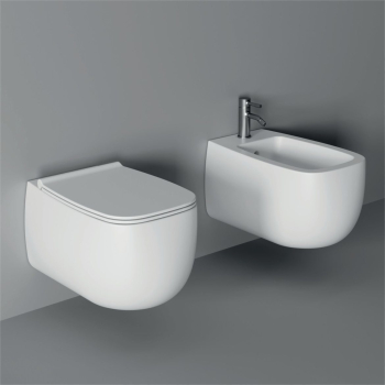 Sanitari Nur sospesi senza brida cm. 55x33,5 con sedile sottile softclose di Ceramica Alice